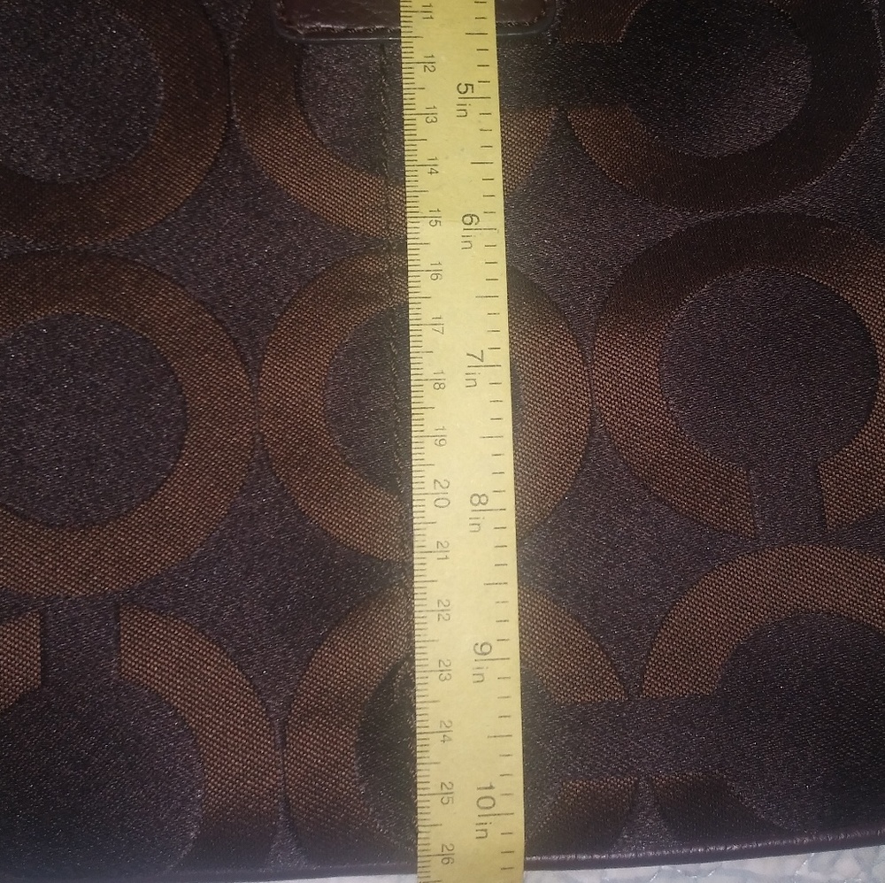 Coach purse - Picture 5 of 6